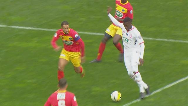 Pépé n’a pas fait les choses à moitié : son superbe but face au Mans !