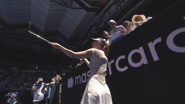 Sharapova se prend en selfie... pour le bonheur de ses fans Sharapova se prend en selfie... pour le bonheur de ses fans