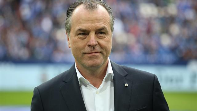Tönnies mit Kritik an Transfers aber Rückendeckung für Trainer