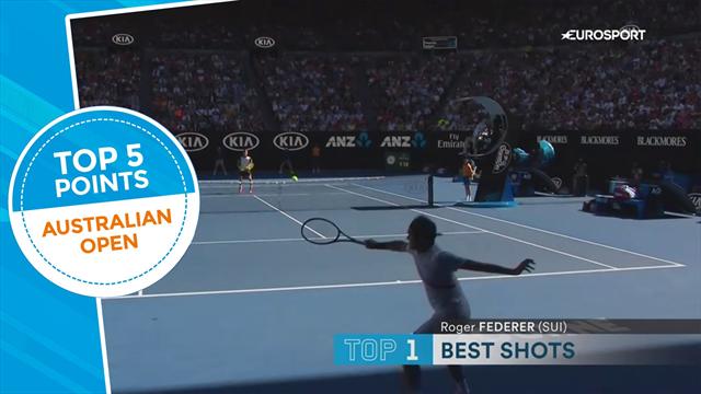 Dal muro di Chung alla "steccata" di Federer: la top 5 dei colpi del day 8 Dal muro di Chung alla "steccata" di Federer: la top 5 dei colpi del day 8