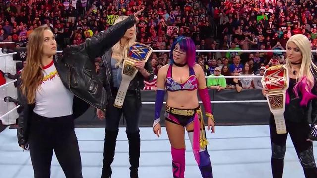 Роузи подписала контракт с WWE и дебютировала на ринге