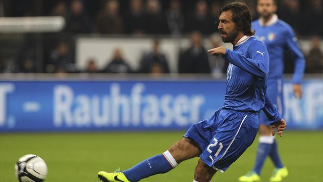 Pirlo, Lahm, Beckenbauer… Comme eux ils ont changé de poste, et ça leur a réussi