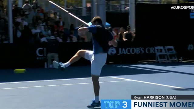 Harrison zeigt seine Fußball-Skills: Die lustigsten Momente der Australian Open Harrison zeigt seine Fußball-Skills: Die lustigsten Momente der Australian Open