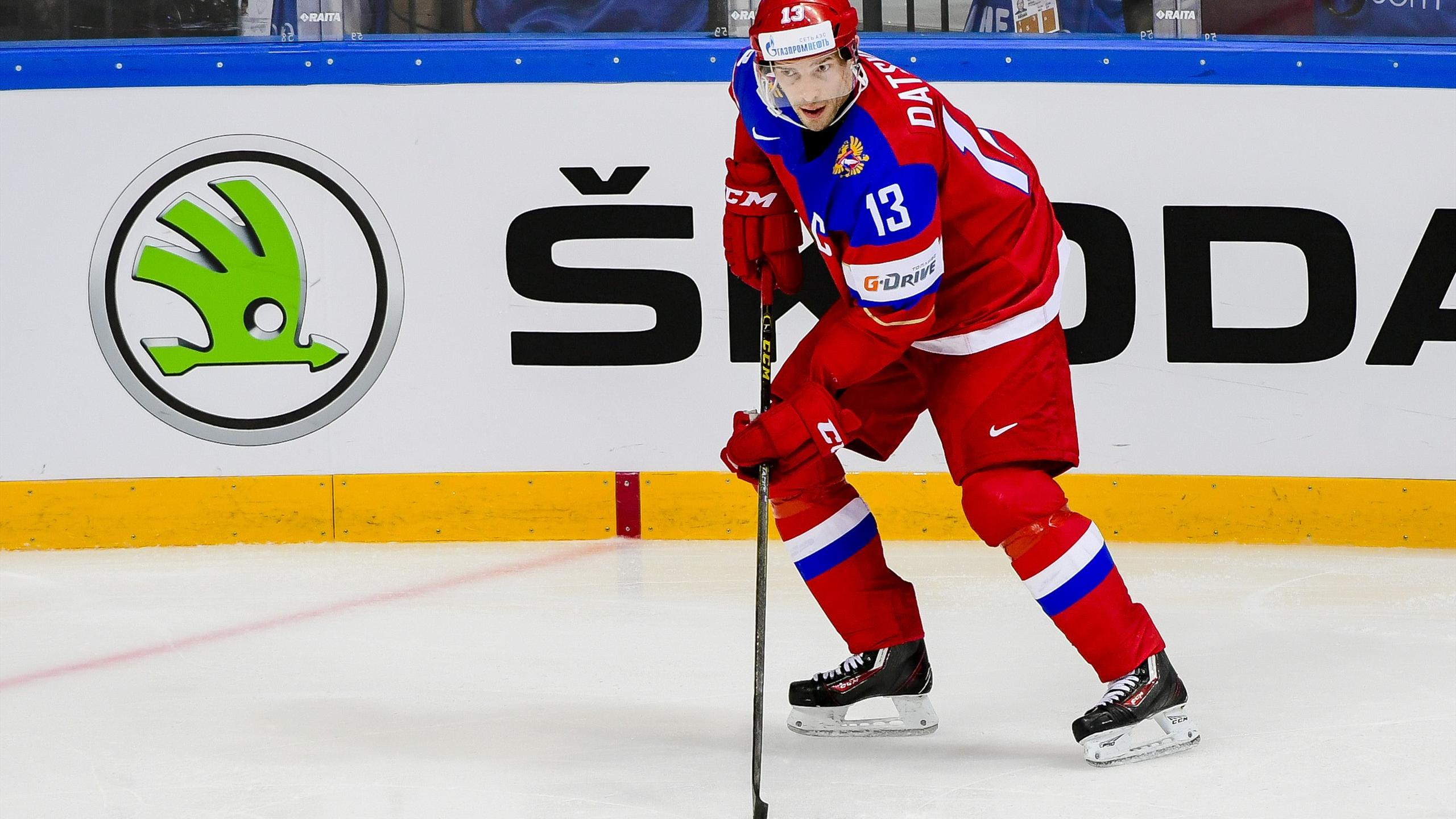 Белорусские спортивные каналы. Красная машина Россия. Чехия Беларусь. Беларусь спорт 1 канала.