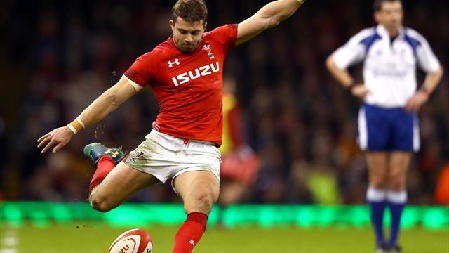 Halfpenny stars as dominant Wales thrash Scotland