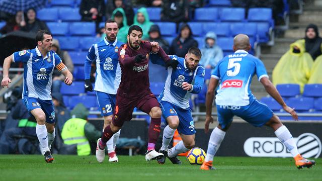 Toujours invaincu, le Barça s’en sort bien dans le derby