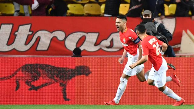 Mené 2-0 puis réduit à 10, Monaco terrasse l’OL