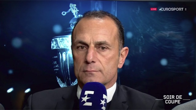 Der Zakarian : « Si c’est nous, je ne sais pas s’il siffle penalty »