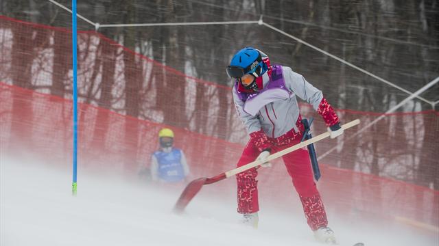 Damernas slalom uppskjuten - vinden sätter återigen stopp