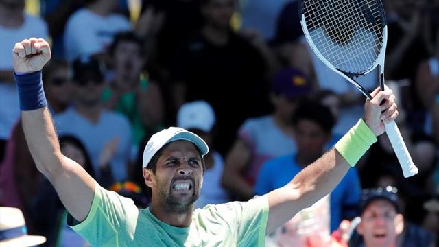 Adrián Menéndez firma una remontada épica ante Johnson en Nueva York; Verdasco gana en Buenos Aires