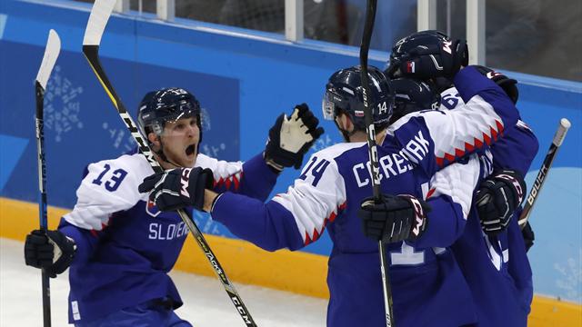 Dubbla skrällar direkt i hockeypremiären