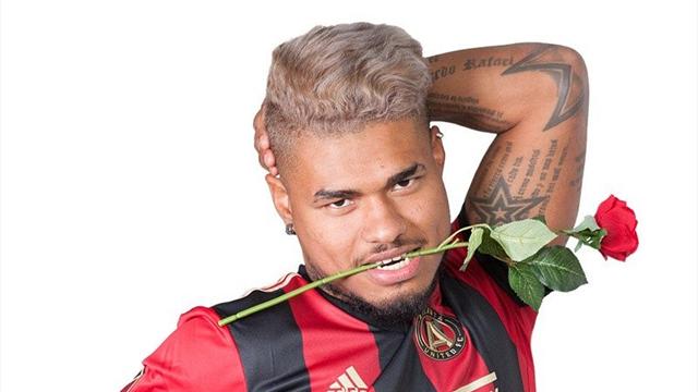 MLS сфотографировала игроков с розами к 14 февраля. Получилось даже слишком мило
