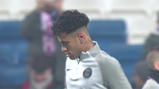Face au Real, Neymar exhibe une nouvelle coupe de cheveux très originale
