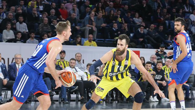 Fenerbahçe Doğuş'u eleyen Anadolu Efes, kupada yarı finalde
