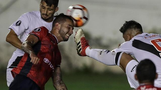 4-0. El Vasco se acerca a la fase de grupos con una exhibición de Paulinho