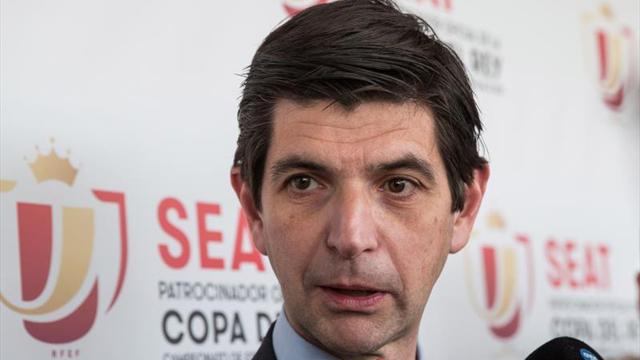 El Alavés guardará un minuto de silencio por la muerte de la madre de su presidente