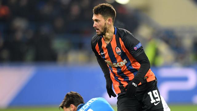 Top toplayıcı çocuğu iten Ferreyra özür diledi