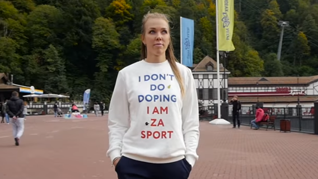 "Doping yapmıyorum" tişörtü giyen Rus sporcuya doping diskalifiyesi
