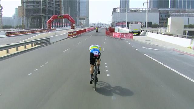 Dennis wins Stage 4 with blistering time trial ride Dennis wins Stage 4 with blistering time trial ride