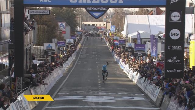 Solist rettet sich zum Sieg: Das Finale vom Omloop Het Nieuwsblad Solist rettet sich zum Sieg: Das Finale vom Omloop Het Nieuwsblad