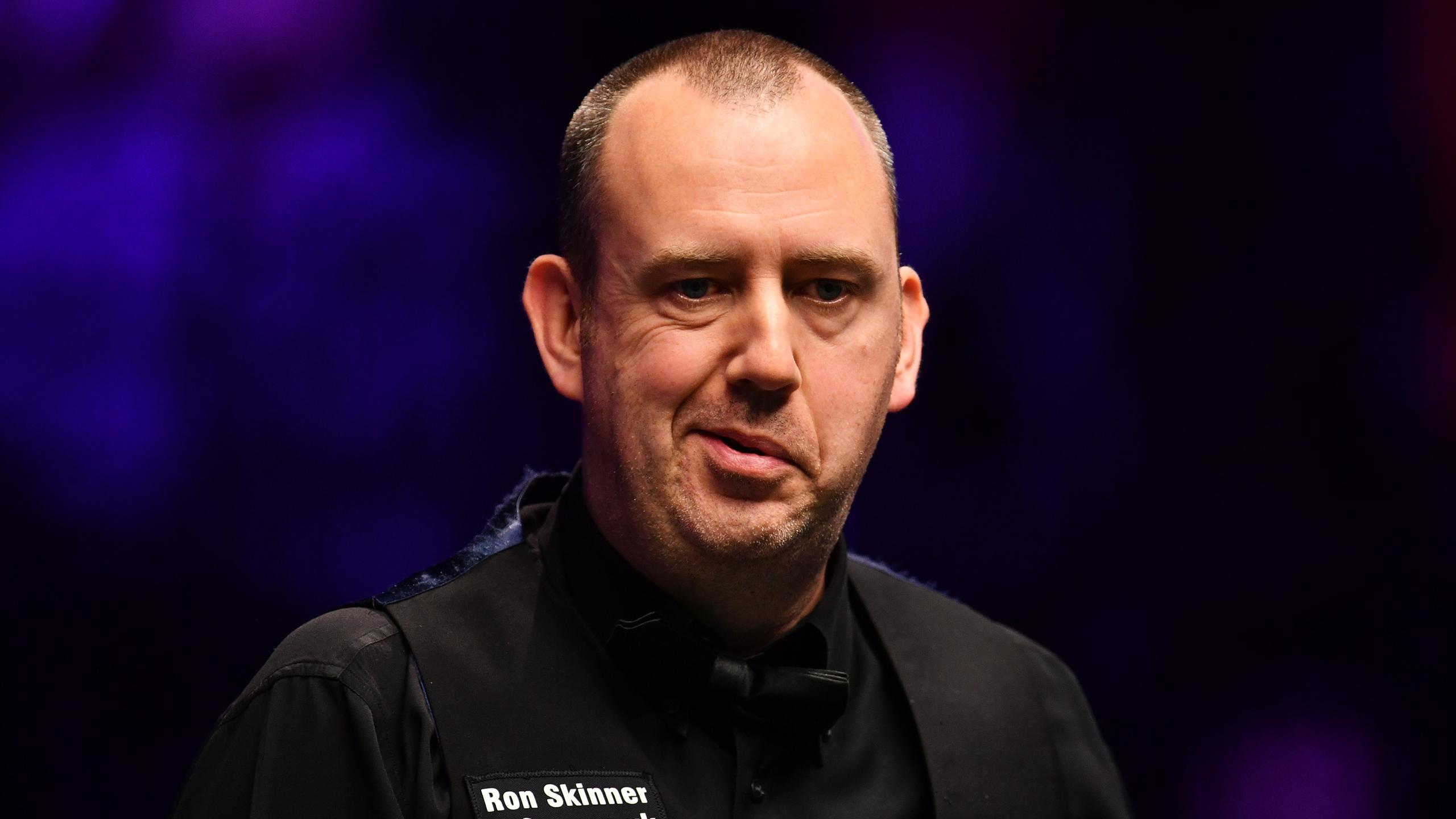 Mark Williams sizzles to coast into World Open quarterfinals, but Mark
