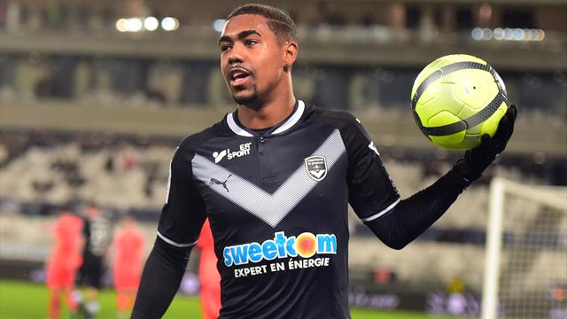 Calciomercato Roma: Malcom nel mirino di Monchi, l’Inter rischia la beffa Calciomercato Roma: Malcom nel mirino di Monchi, l’Inter rischia la beffa