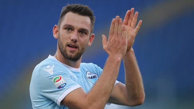 Inter, è fatta per Stefan de Vrij: depositato il contratto, guadagnerà 4,2 milioni di euro