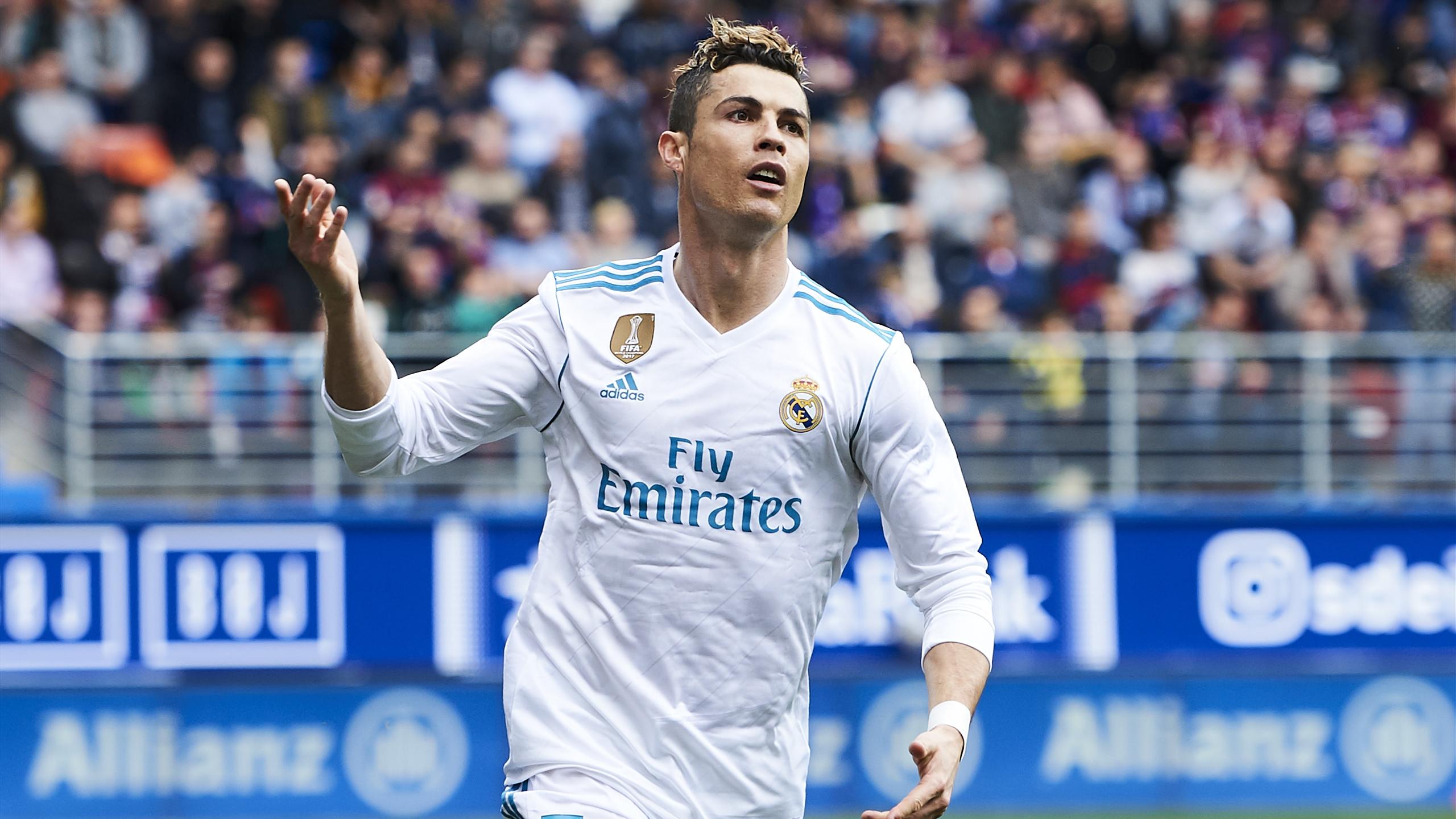 Cristiano Ronaldo Signe Au Real Madrid Cristiano Ronaldo offre la victoire au Real Madrid à Eibar (1-2