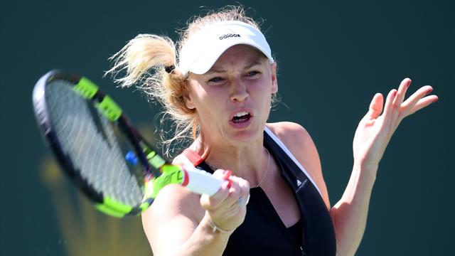 Wozniacki stays on track to reclaim top ranking with scrappy win