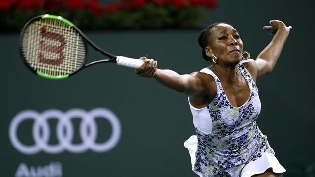 Venus Williams se impone a su hermana Serena y accede a octavos de final