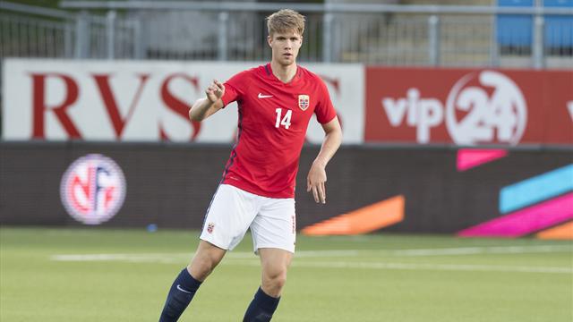 Ajer kan løse Lagerbäcks stopperfloke