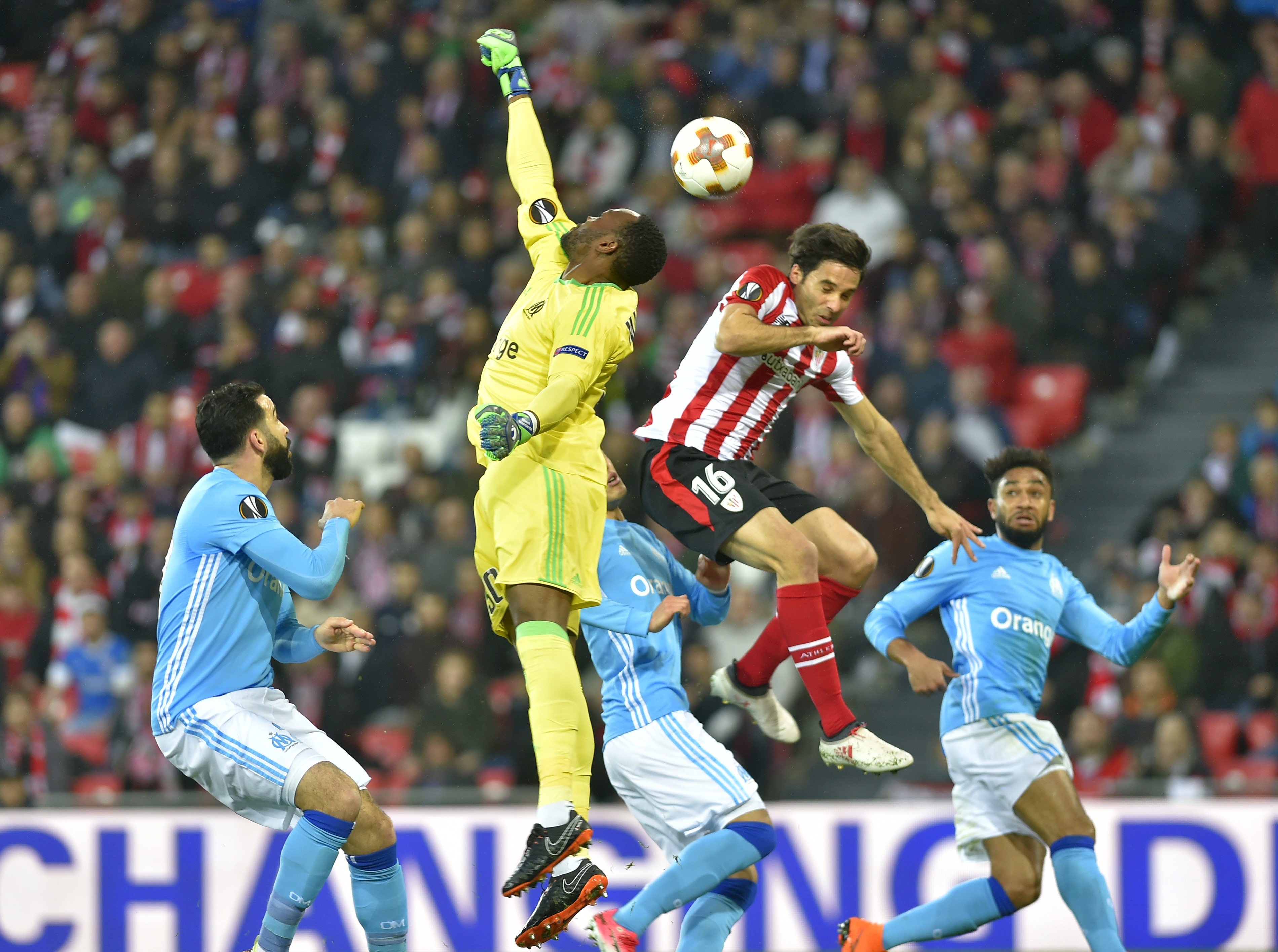 Steve Mandanda lors de Bilbao - Marseille en Ligue Europa, le 15mars 2018