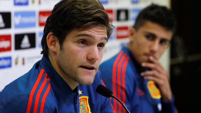 Marcos Alonso: "Morata lo ha pasado mal, ojalá esté en el Mundial" Marcos Alonso: "Morata lo ha pasado mal, ojalá esté en el Mundial"