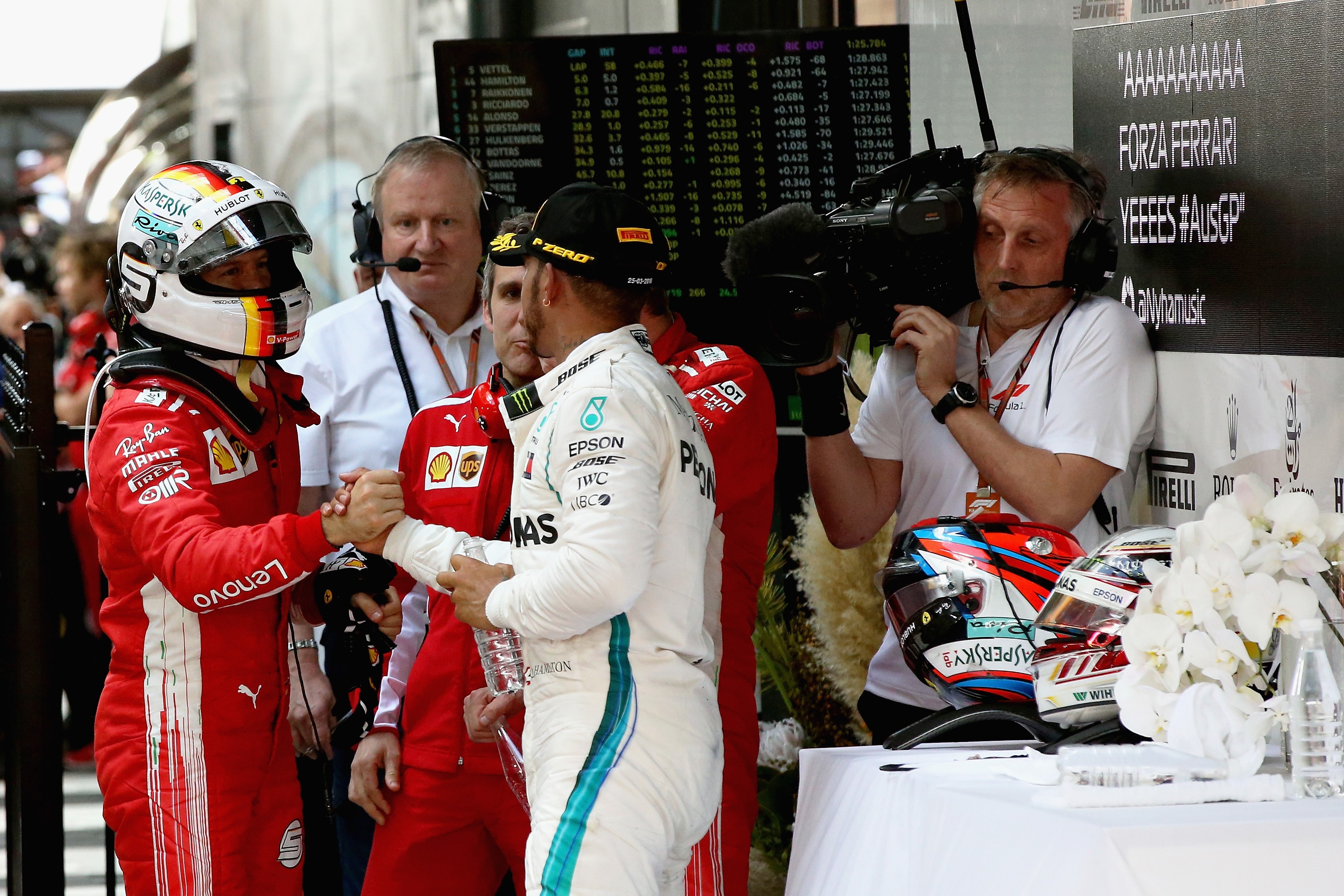 Sebastian Vettel (Ferrari) et Lewis Hamilton (Mercedes) au Grand Prix d'Australie 2018