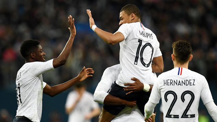 Le 10 Pour Mbappe Le 9 A Giroud Les Numeros De Maillot Des 23