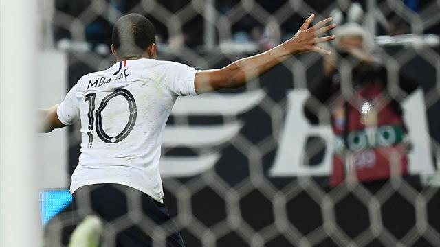 Passements de jambe de feu et gardien complice : le deuxième but de Mbappé en vidéo