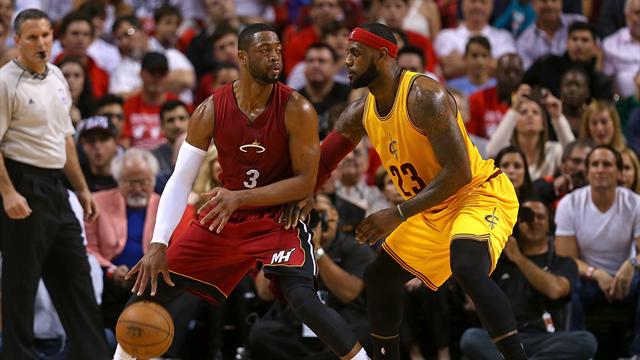 James ties Jordan's double-digit scoring streak James ties Jordan's double-digit scoring streak