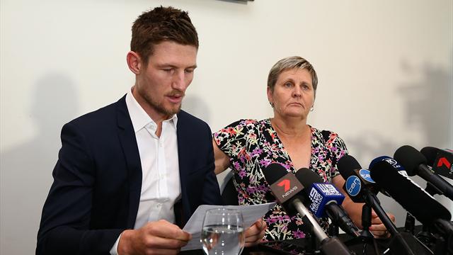 Bancroft sorry for sticky tape lie