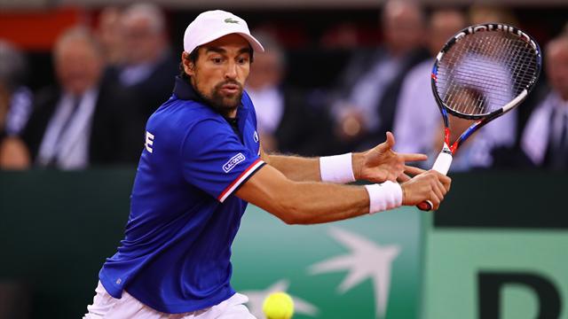 « Super Davis » Chardy renfile sa tunique de sauveur