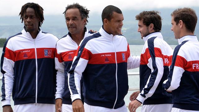 Privée des quatre « mousquetaires », la France vit un changement de génération en douceur
