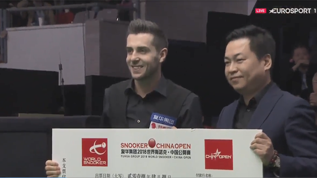 Selby presented with huge cheque after winning China Open Selby presented with huge cheque after winning China Open