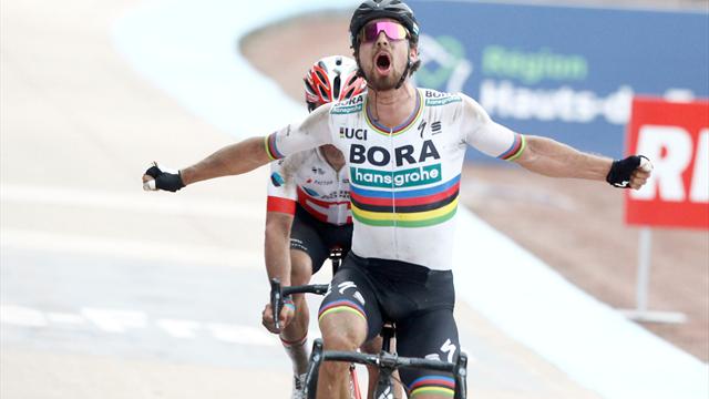Sagan, sei un mito: il pavé sigla l’impresa, l’iride splende sopra Roubaix