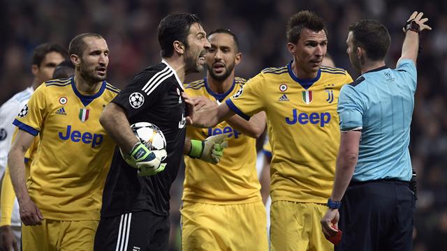 Juventus, dopo la rimonta arriva la beffa: Ronaldo al 98' e Buffon espulso, passa il Real Madrid