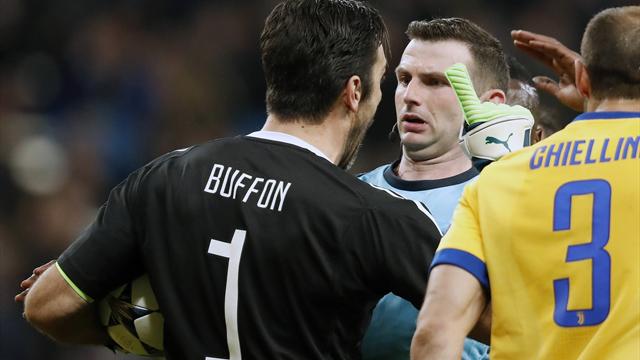 Buffon : "L'arbitre a été un tueur, un animal" Buffon : "L'arbitre a été un tueur, un animal"