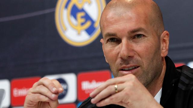 Zidane quita importancia al cántico de Juanfran y felicita al Atlético por la Europa League Zidane quita importancia al cántico de Juanfran y felicita al Atlético por la Europa League