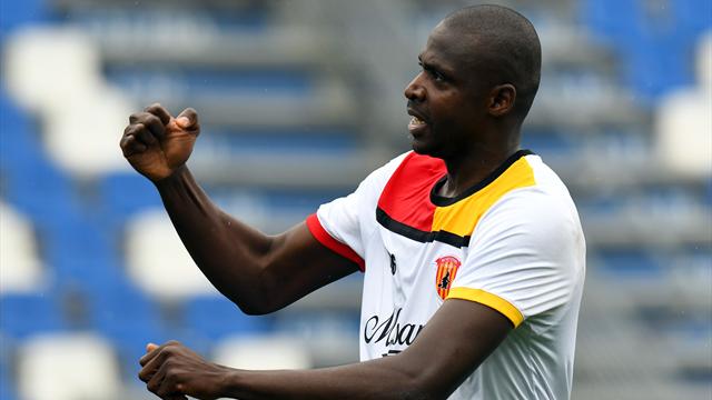 Une balle piquée, un doublé : Cheick Diabaté a encore régalé