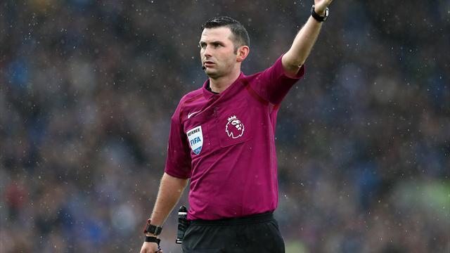 Referees’ group condemns abuse directed at Michael Oliver and his wife