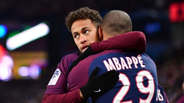 Neymar "très heureux" pour Mbappé et Rakitic