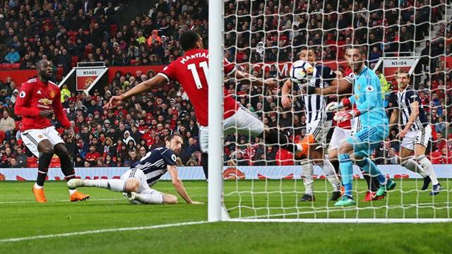 El United se estrella ante el colista y el City se proclama campeón