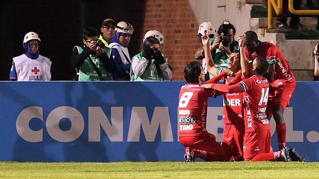 Patriotas le gana 1-0 al Junior en el partido del regreso de Julio Comesaña